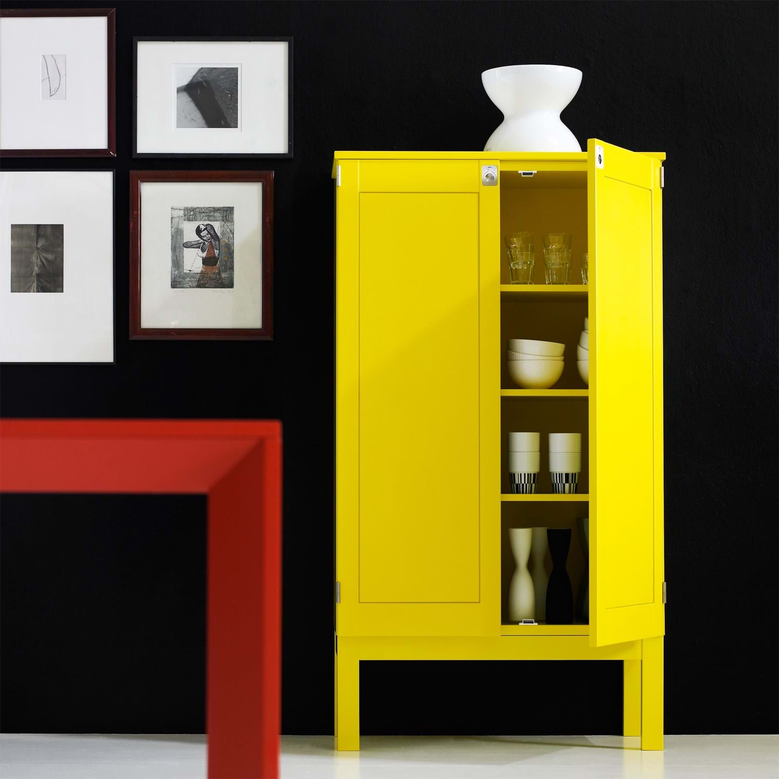 KA72 Skåp från Vålamagasinet Skåp och vitrinskåp, Karl Andersson & Söner, Image-3