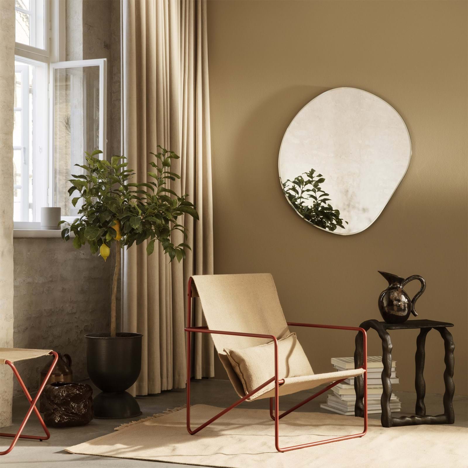 Pond Mirror XL från Vålamagasinet Speglar, Ferm Living, Image-2