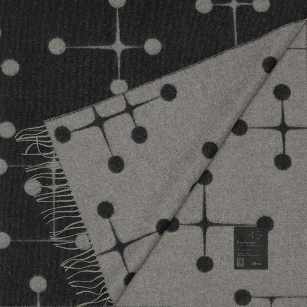 Eames Wool Blanket Dot Pattern - Black från Vålamagasinet Plädar, Vitra, Image-2