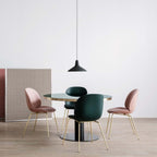 Beetle Chair Fully Upholstered Brass Semi Matt Base från Vålamagasinet Matstolar, Gubi, Image-3