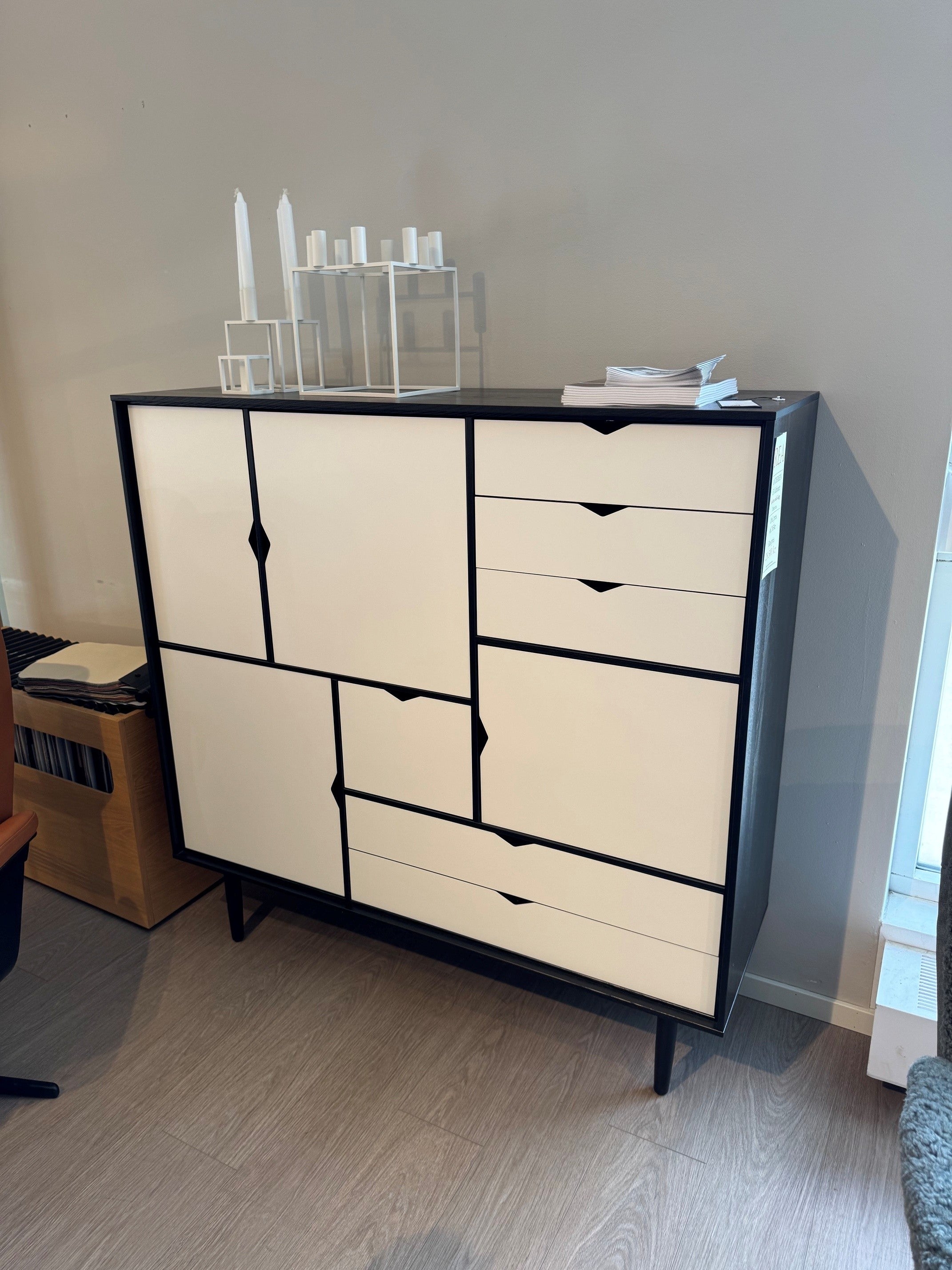 S3 Andersen Cabinet