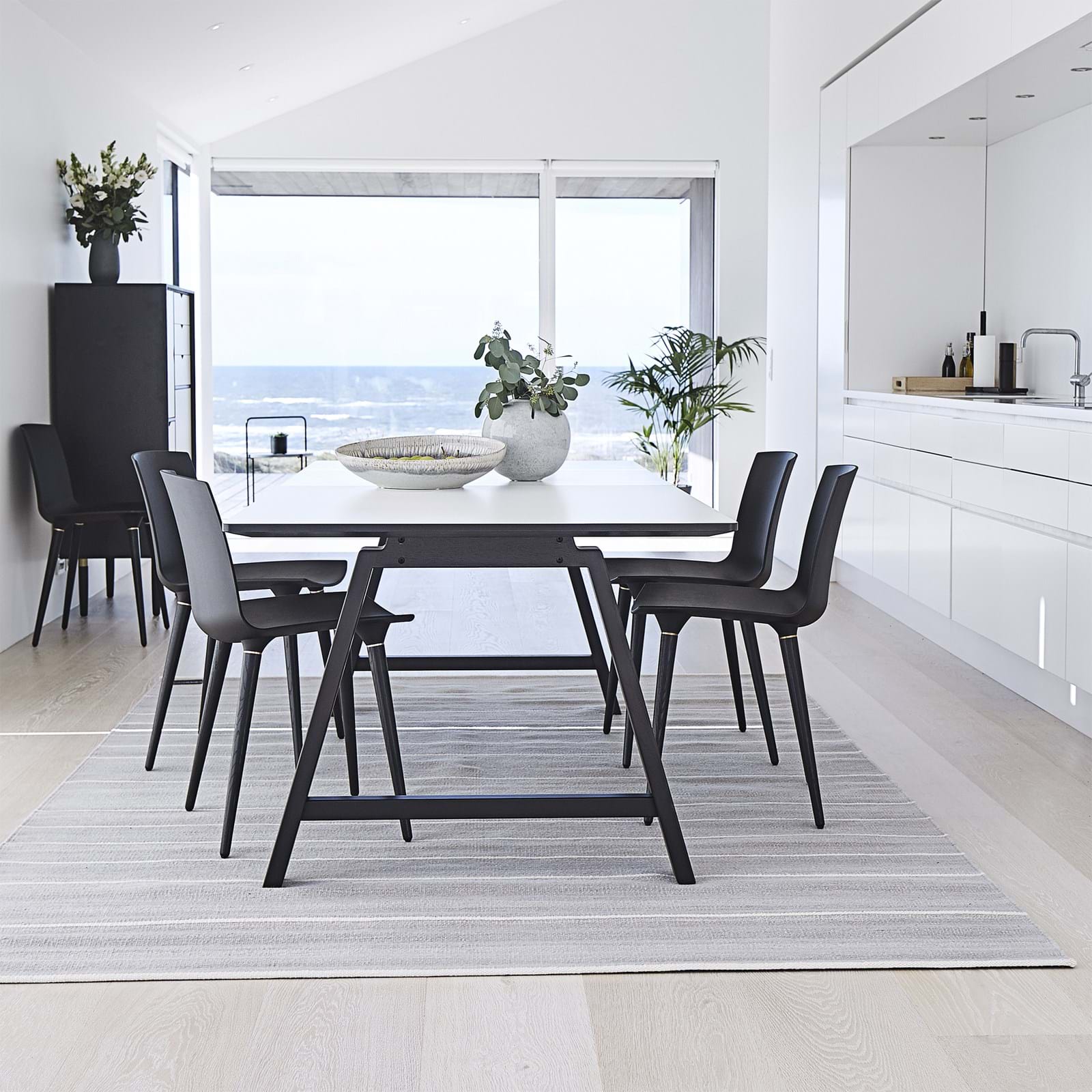 T1 Extension Table 220x95 från Vålamagasinet Matbord, Andersen, Image-2