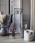 Coat Hanger Set of 3 från Vålamagasinet Galgar och hängare, Ferm Living, Image-2