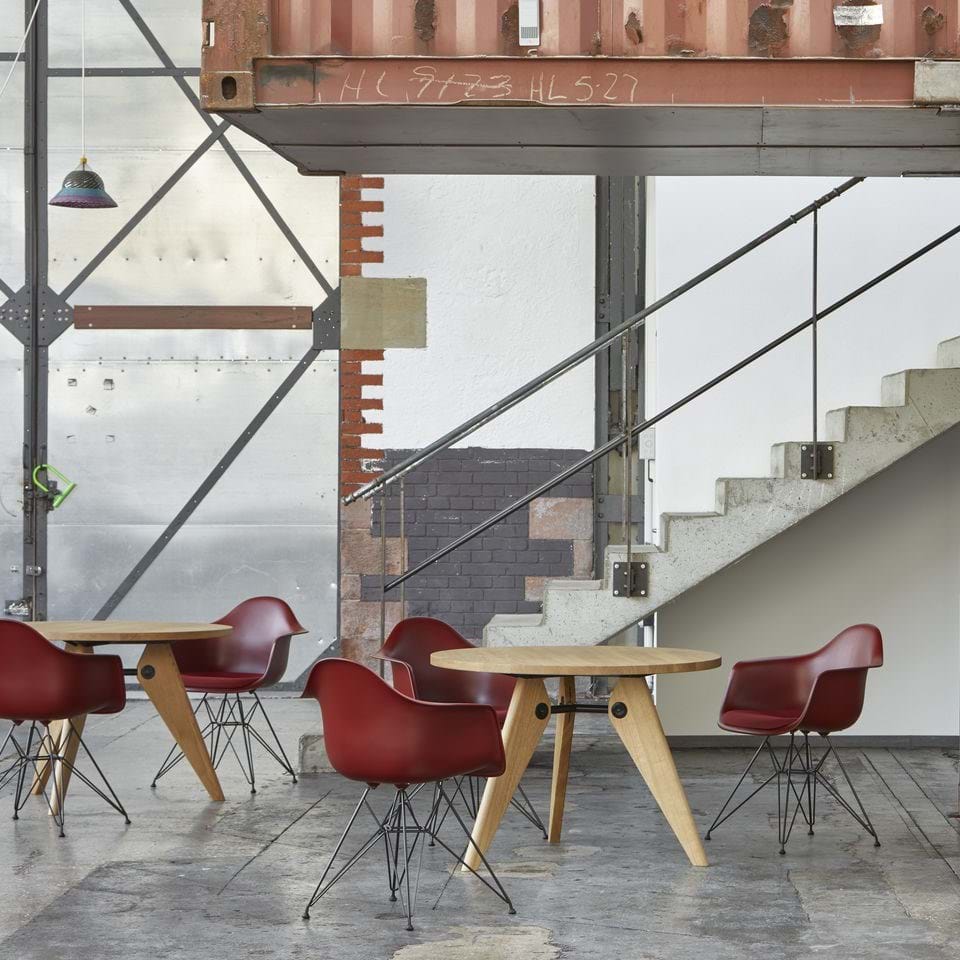 Guéridon Table från Vålamagasinet Matbord, Vitra, Image-3