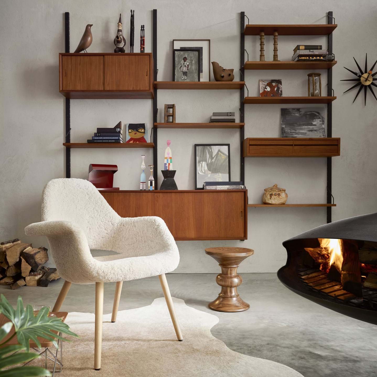 Stools Dark Walnut från Vålamagasinet Pallar och bänkar, Vitra, Image-2