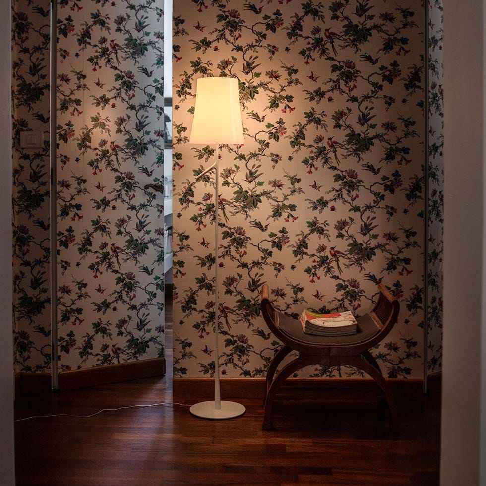 Birdie Floor Lamp On Off från Vålamagasinet Golvlampor, Foscarini, Image-4
