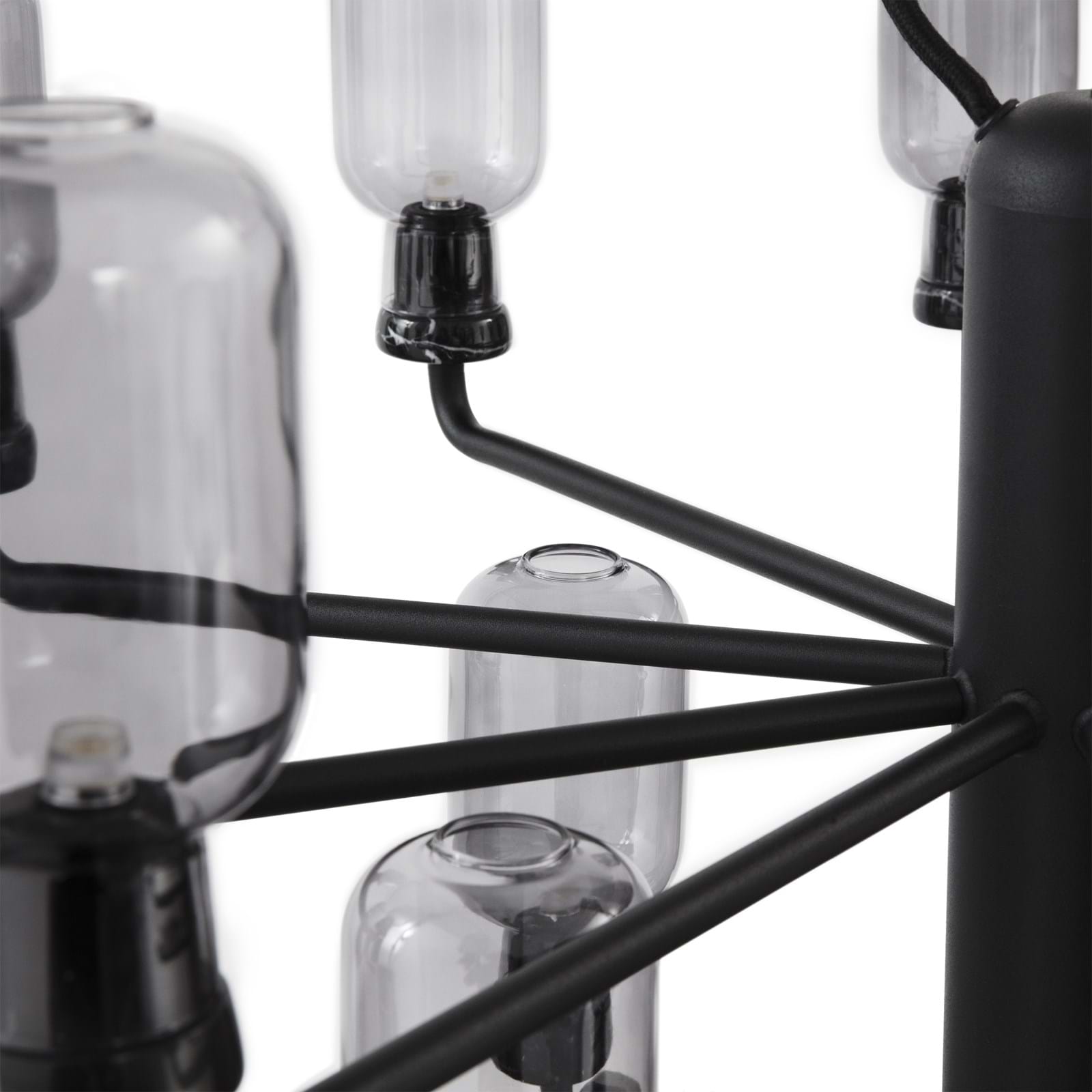 Amp Chandelier Large från Vålamagasinet Taklampor, Normann Copenhagen, Image-4