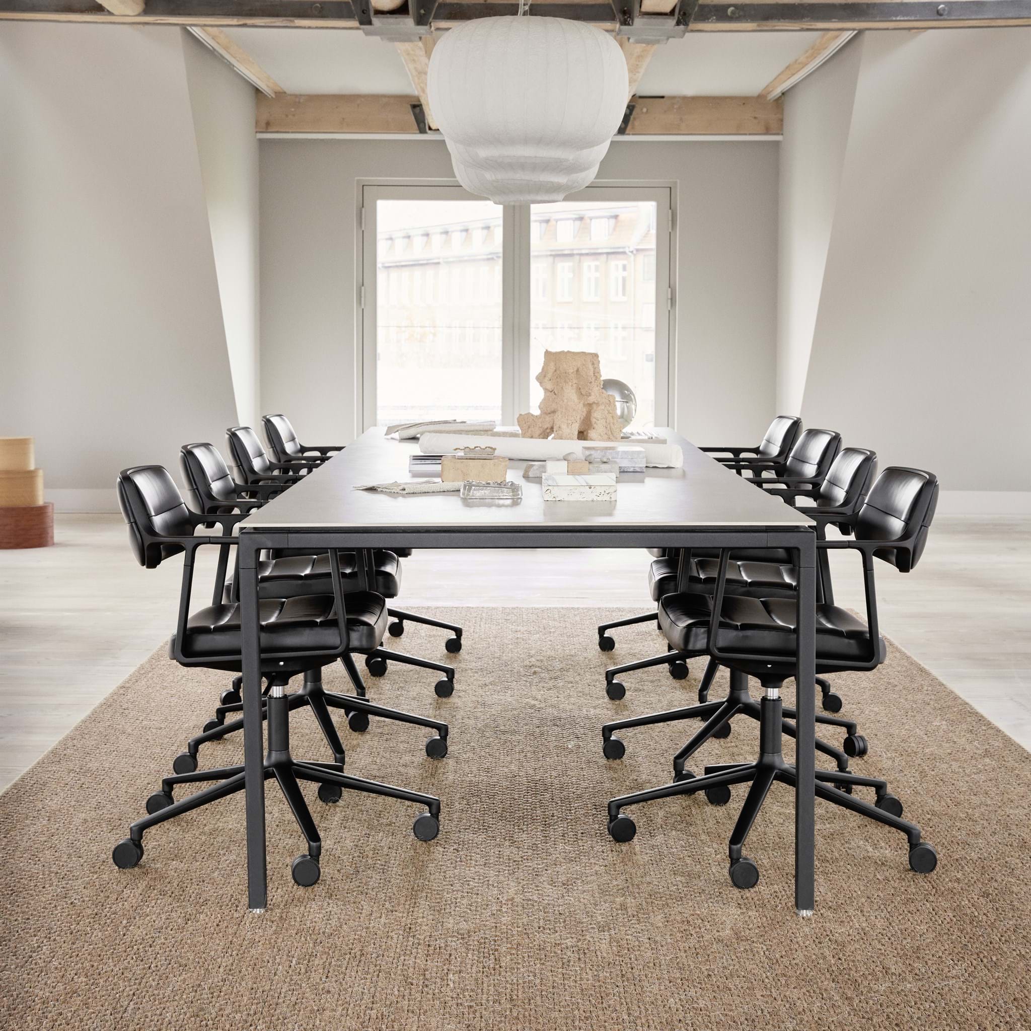 Vipp 453+ Swivel Chair With Castors från Vålamagasinet Skrivbordsstolar, Vipp, Image-3