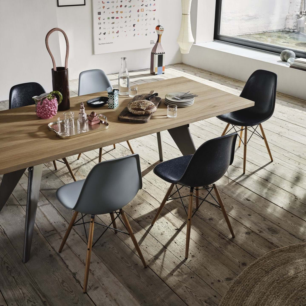 EM Table från Vålamagasinet Matbord, Vitra, Image-9