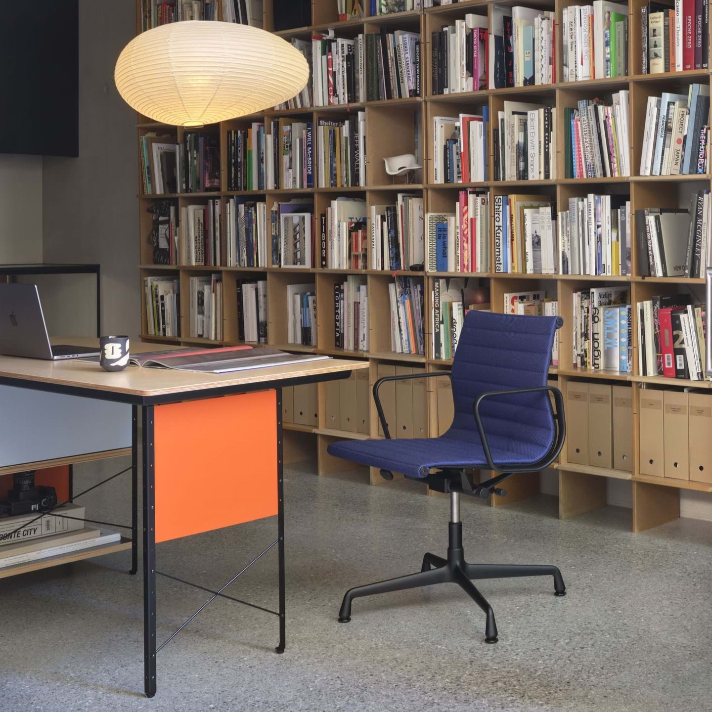 Aluminium Chair EA 131 från Vålamagasinet Skrivbordsstolar, Vitra, Image-10