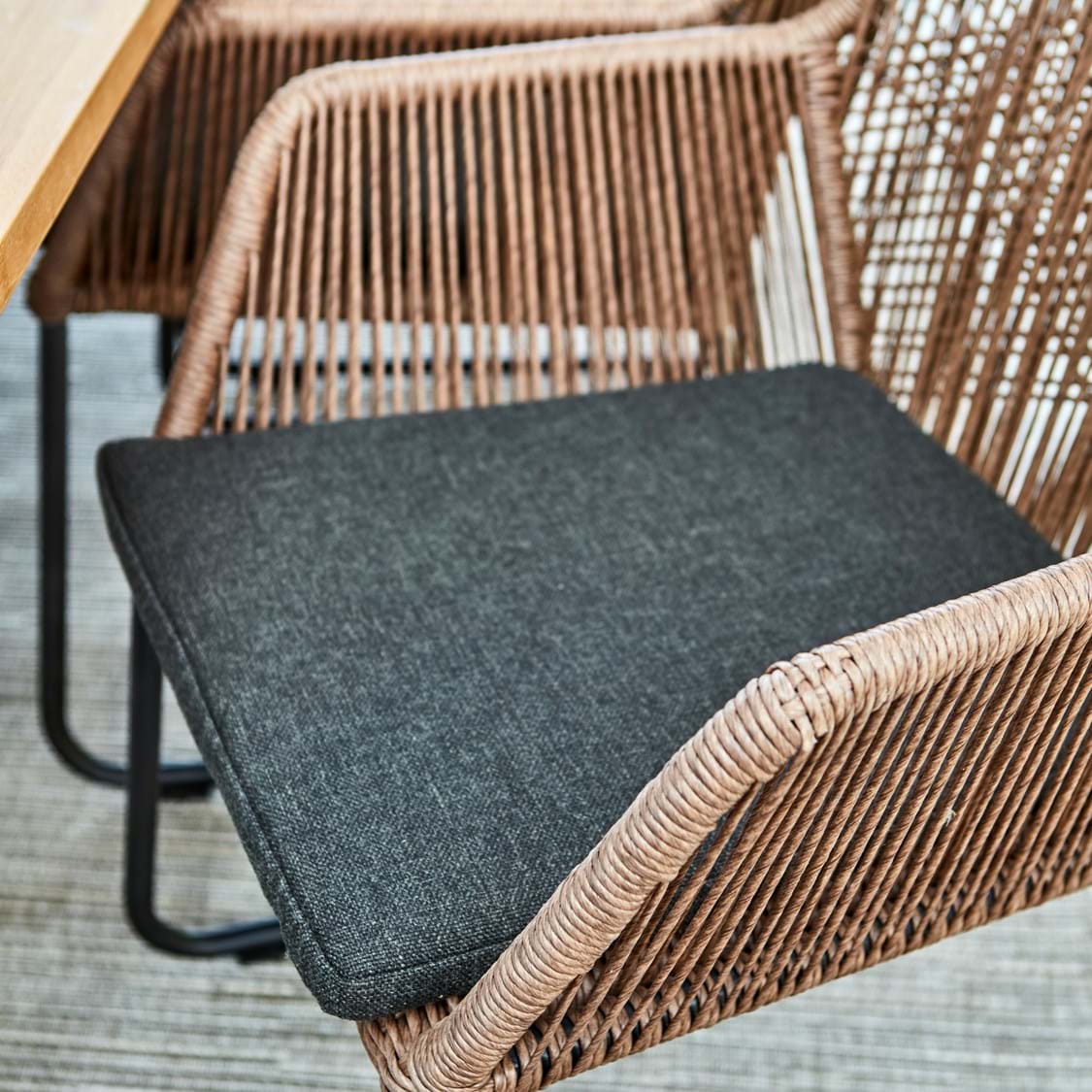 Midway Karmstol från Vålamagasinet Stolar utemöbler, Brafab, Image-5