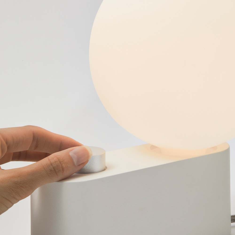 Alumina Table Lamp från Vålamagasinet Bordslampor, Tala, Image-3