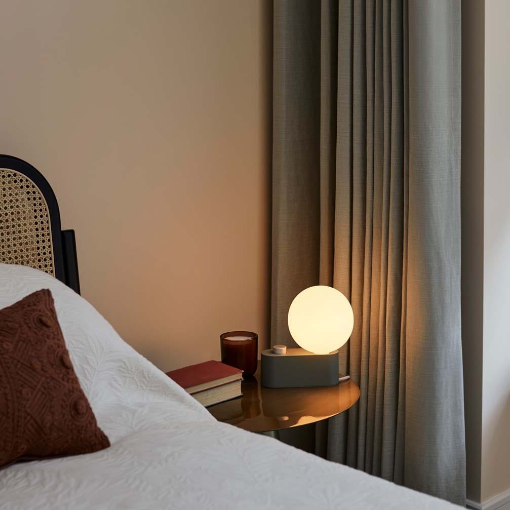 Alumina Table Lamp från Vålamagasinet Bordslampor, Tala, Image-6