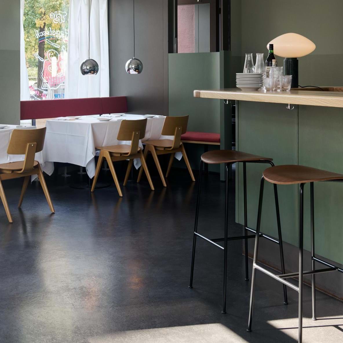 Pavilion AV37 från Vålamagasinet Pallar och bänkar, &Tradition, Image-3