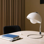 Flowerpot VP4 Table Lamp från Vålamagasinet Bordslampor, &Tradition, Image-3