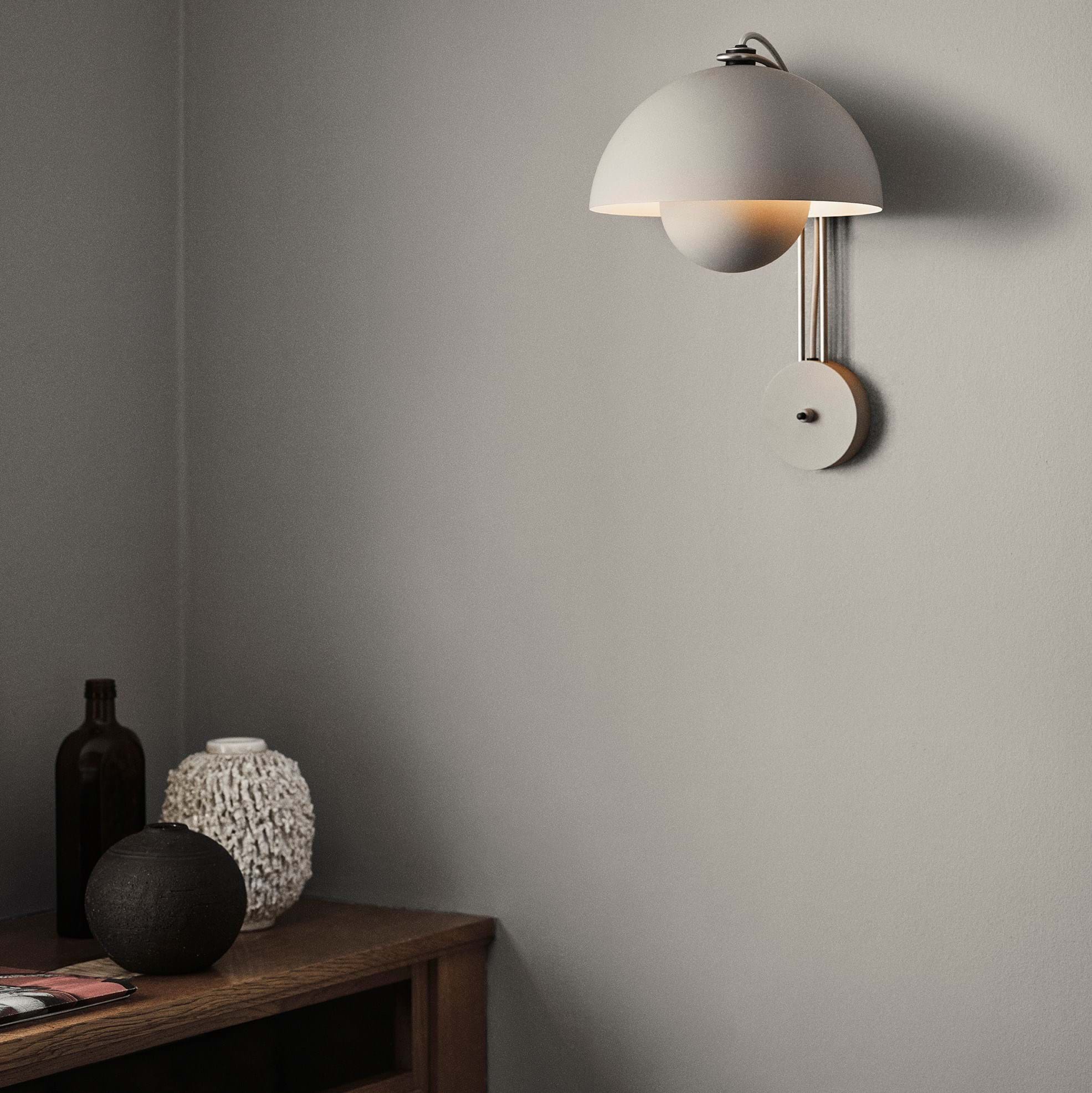 Flowerpot VP8 Wall från Vålamagasinet Vägglampor, &Tradition, Image-3