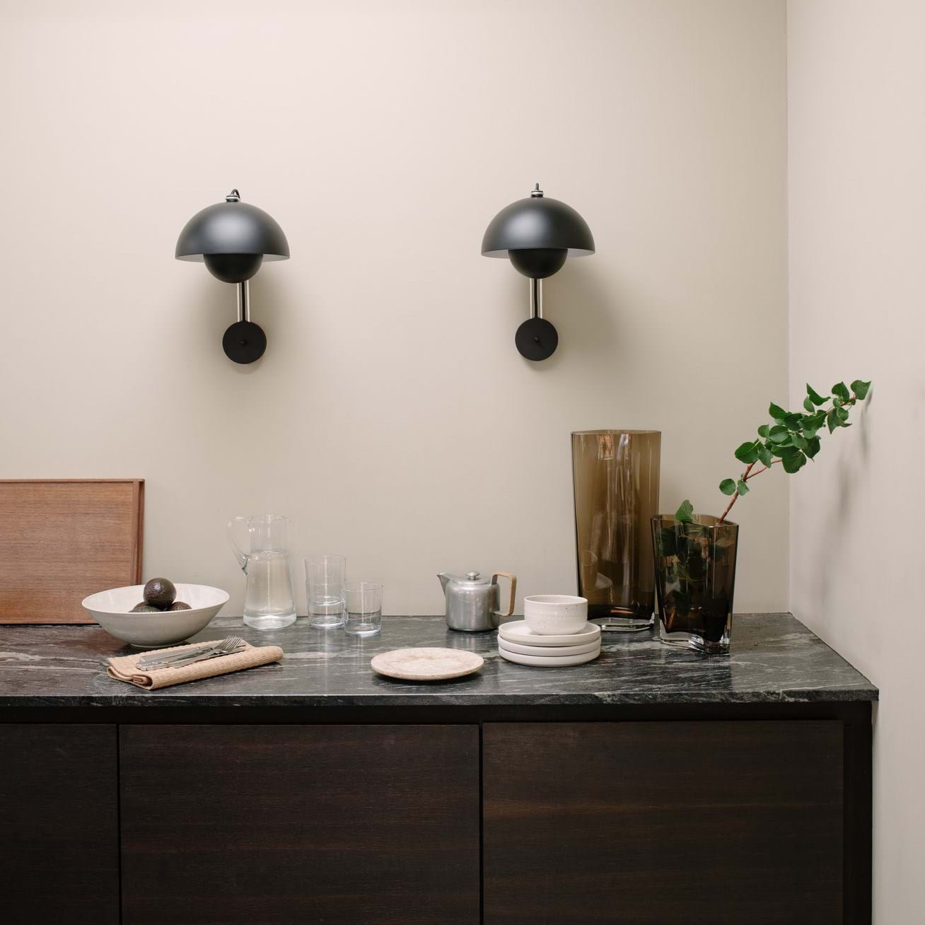 Flowerpot VP8 Wall från Vålamagasinet Vägglampor, &Tradition, Image-3