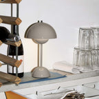 Flowerpot Portable Table Lamp VP9 från Vålamagasinet Portabla lampor, &Tradition, Image-2