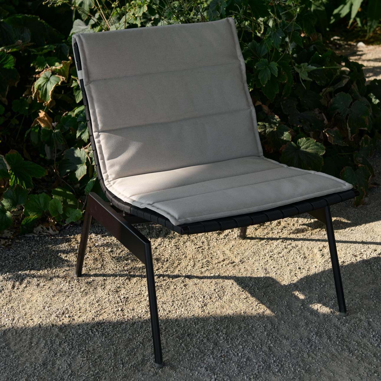 Seat Cushion for Ville Lounge Chair från Vålamagasinet Utomhustextilier, &Tradition, Image-2