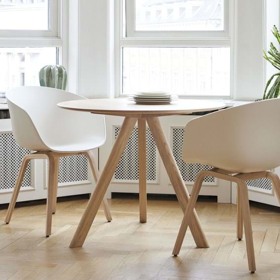 About a Chair AAC22 Black Lacquered Oak från Vålamagasinet Matstolar, HAY, Image-7