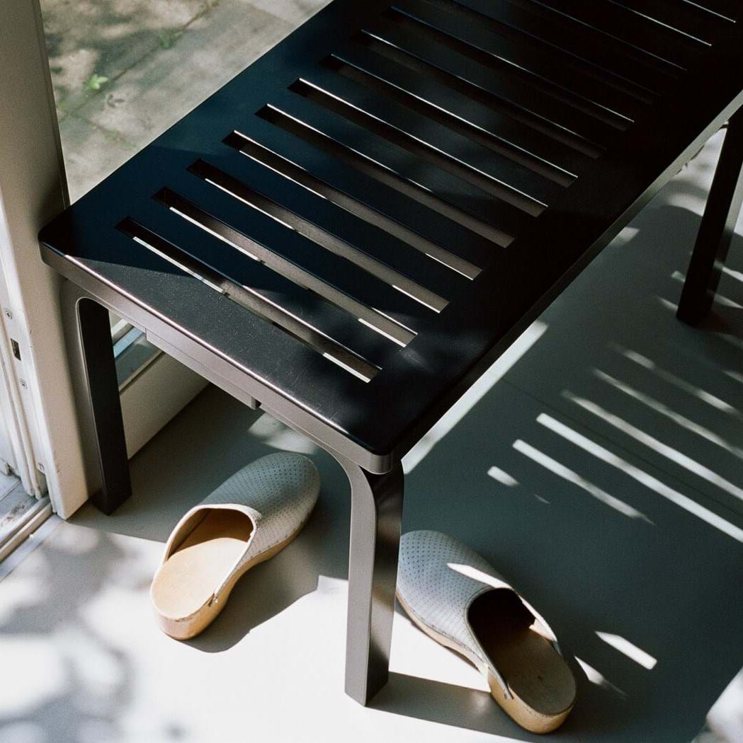 Bench 153A Slatted top från Vålamagasinet Pallar och bänkar, Artek, Image-3