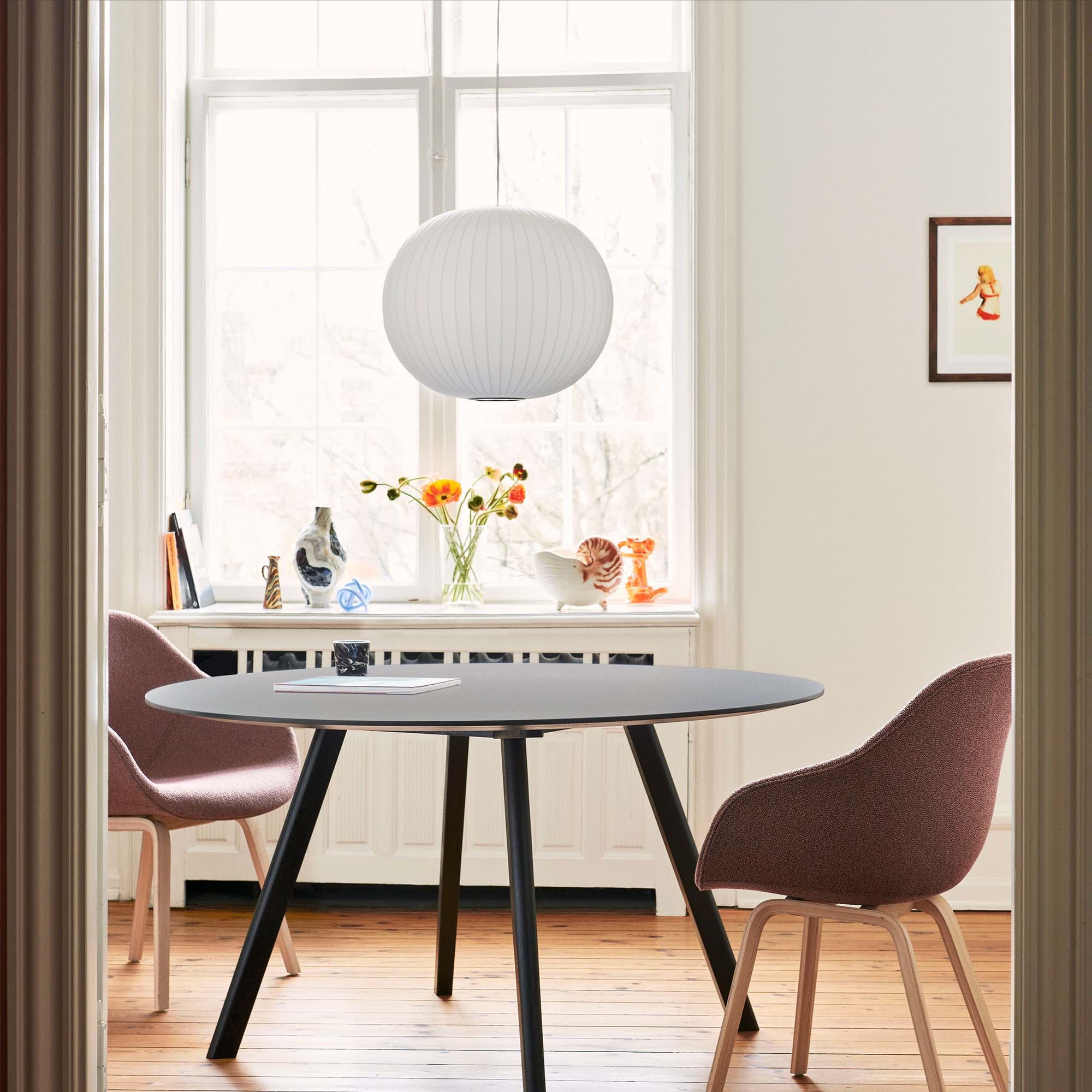 Nelson Ball Bubble Pendant från Vålamagasinet Taklampor, HAY, Image-3