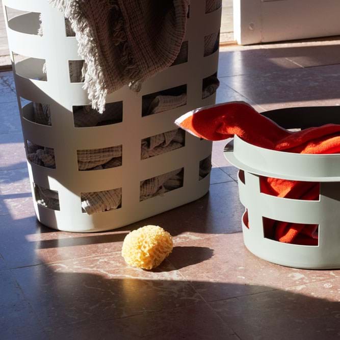 Basket Small från Vålamagasinet Soptunnor och tvättkorgar, HAY, Image-4