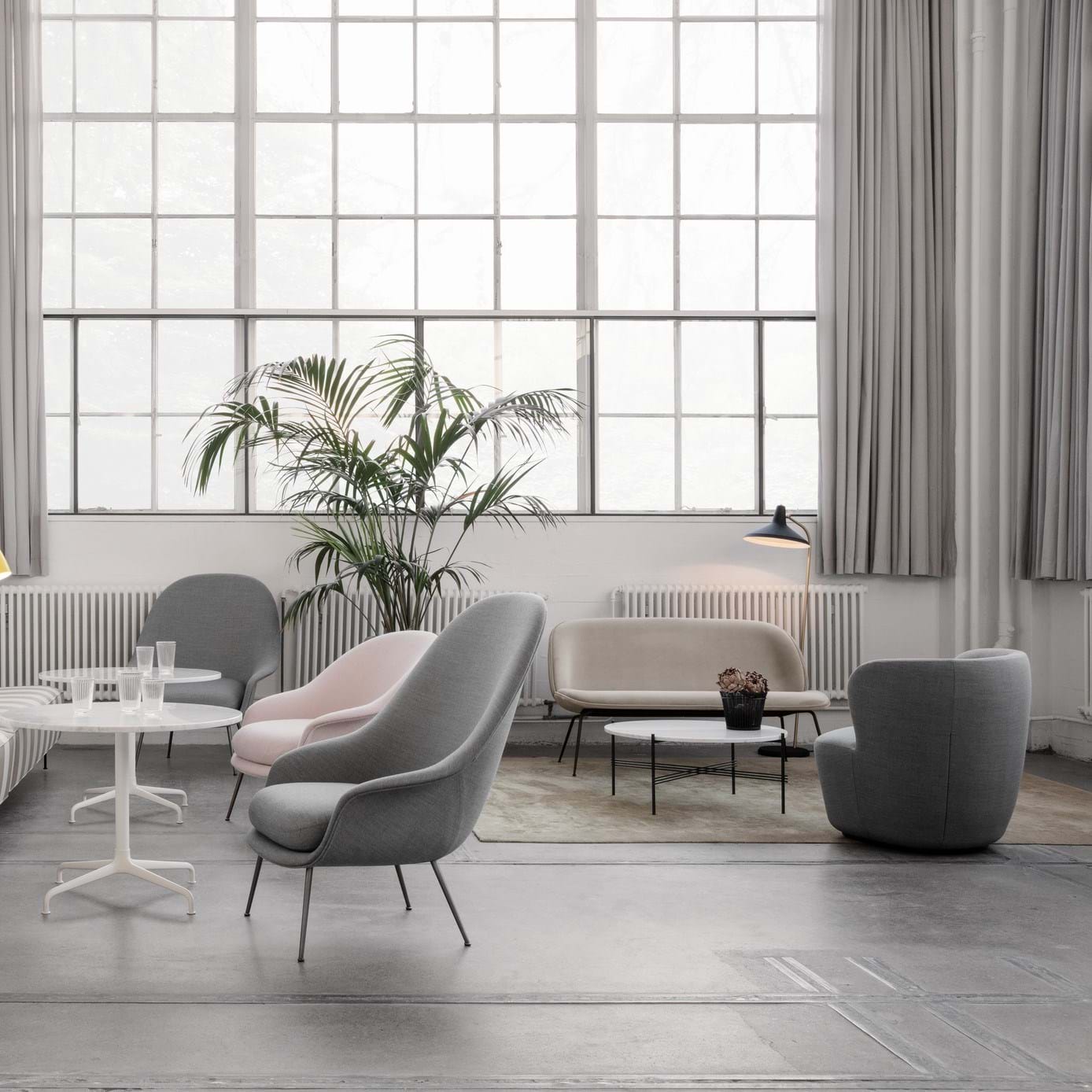 Ts Coffee Table Ø80 cm Black Frame från Vålamagasinet Soffbord, Gubi, Image-3