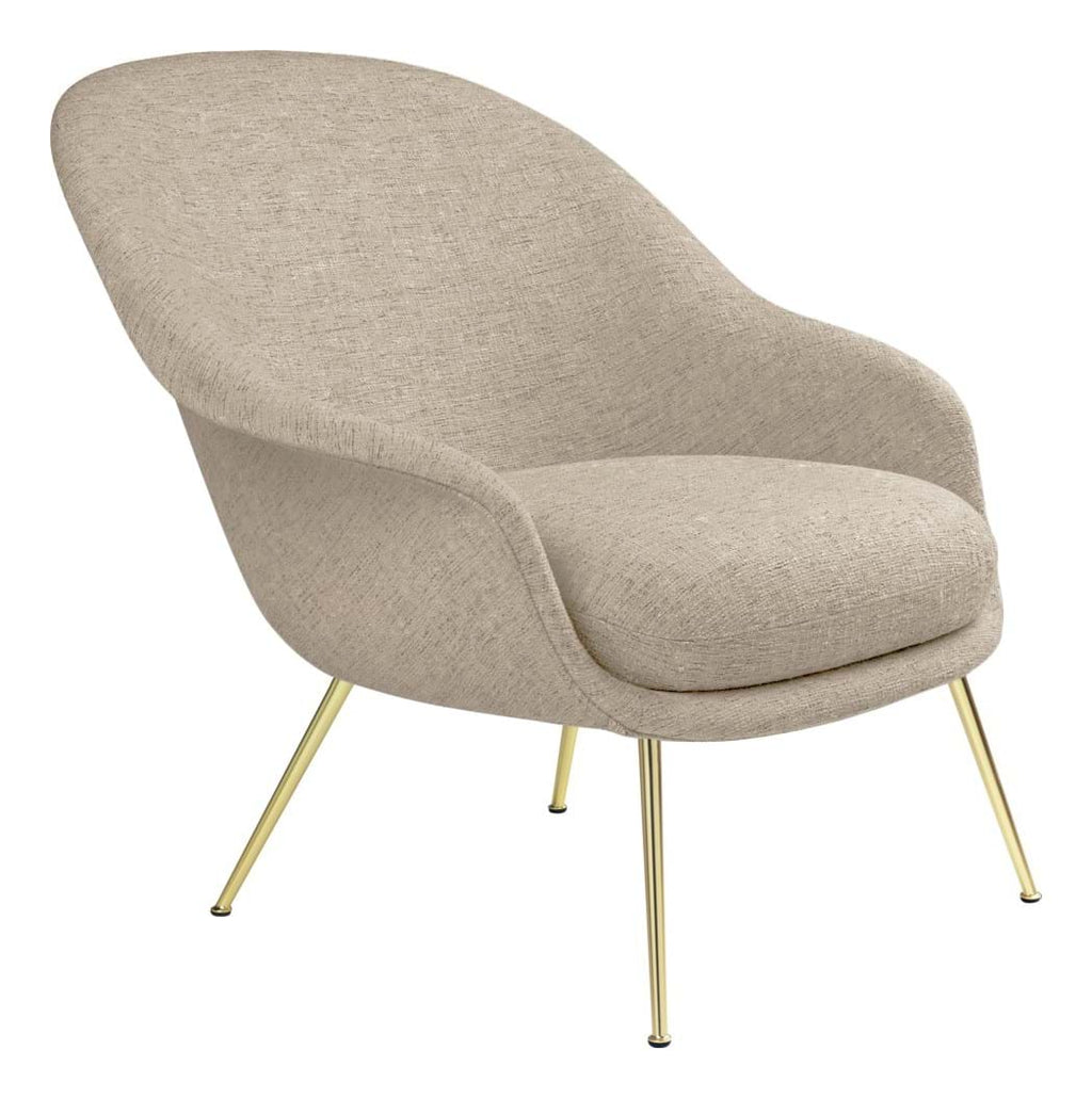 Bat Lounge Chair Low Back Conic Base Brass Semi Matt från Vålamagasinet Fåtöljer, Gubi, Image-1