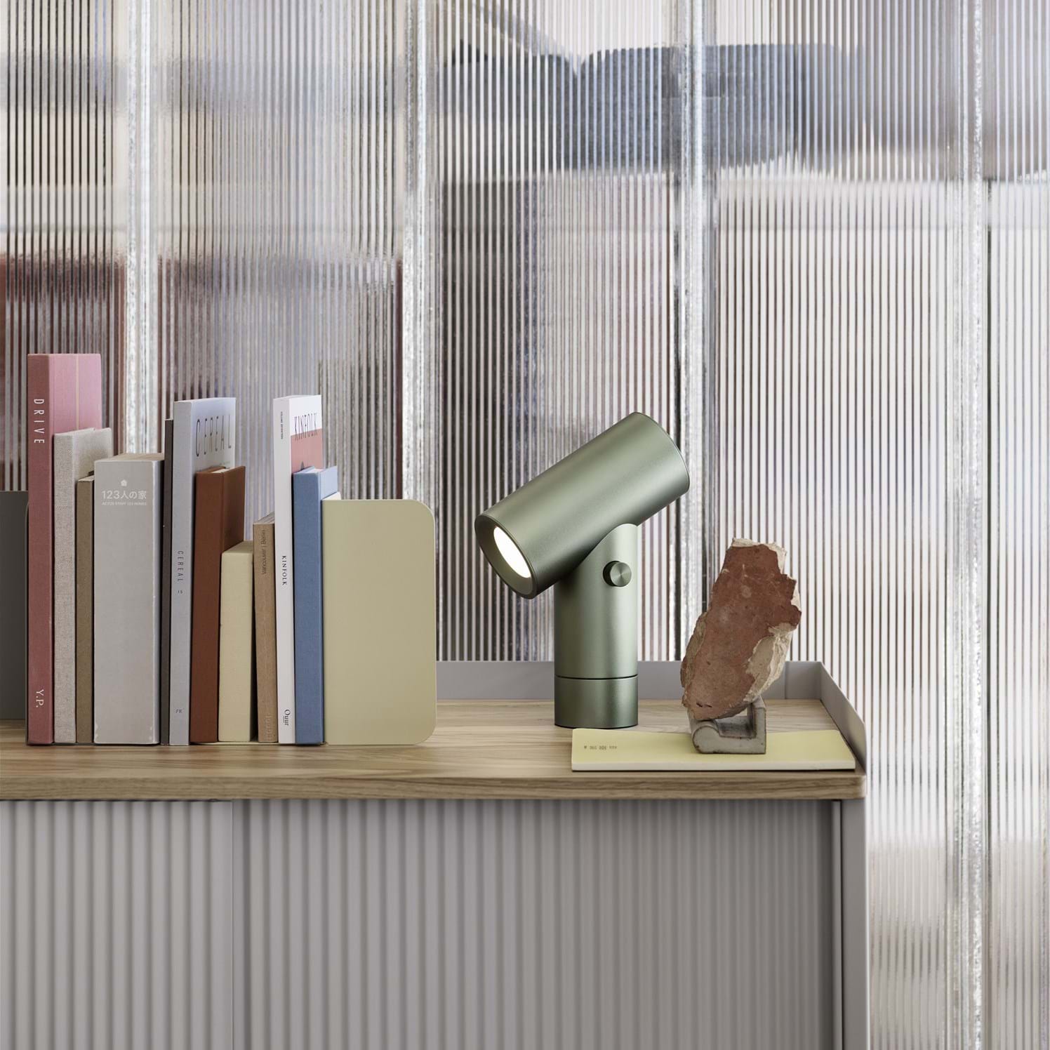 Enfold Sideboard 124 cm från Vålamagasinet Skänkar och sideboards, Muuto, Image-3