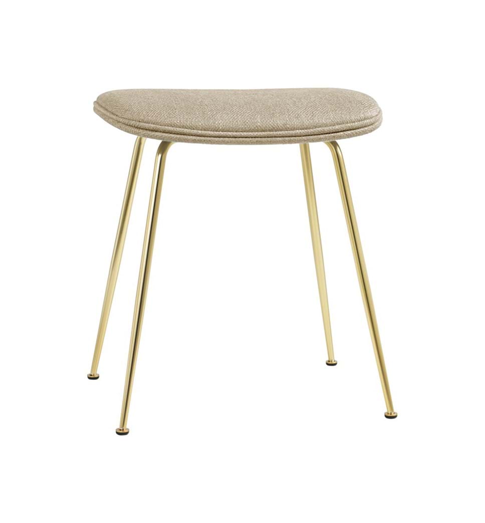 Beetle Stool Fully Upholstered Brass Semi Matt Base från Vålamagasinet Pallar och bänkar, Gubi, Image-1