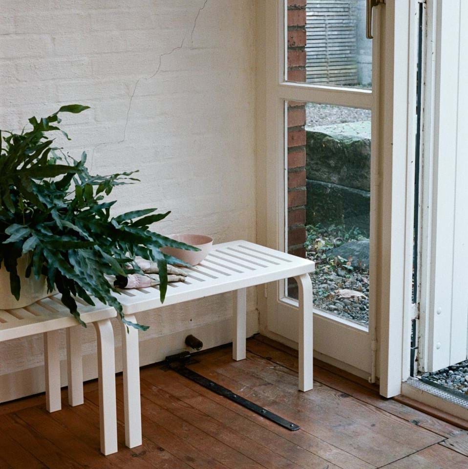 Bench Slatted top 153B från Vålamagasinet Pallar och bänkar, Artek, Image-4