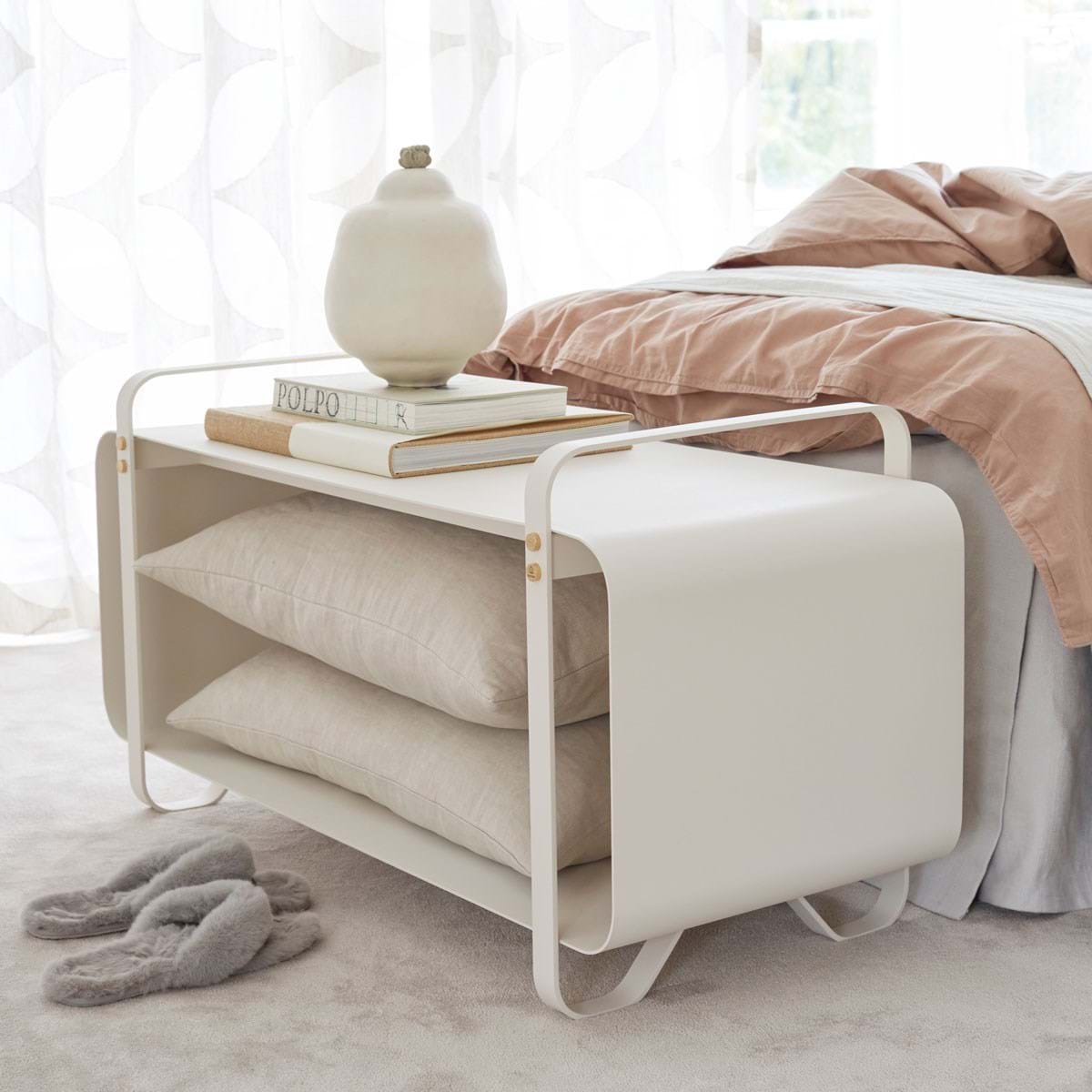 Ninne Bench Indoor från Vålamagasinet Bänkar och pallar, Eldvarm, Image-2