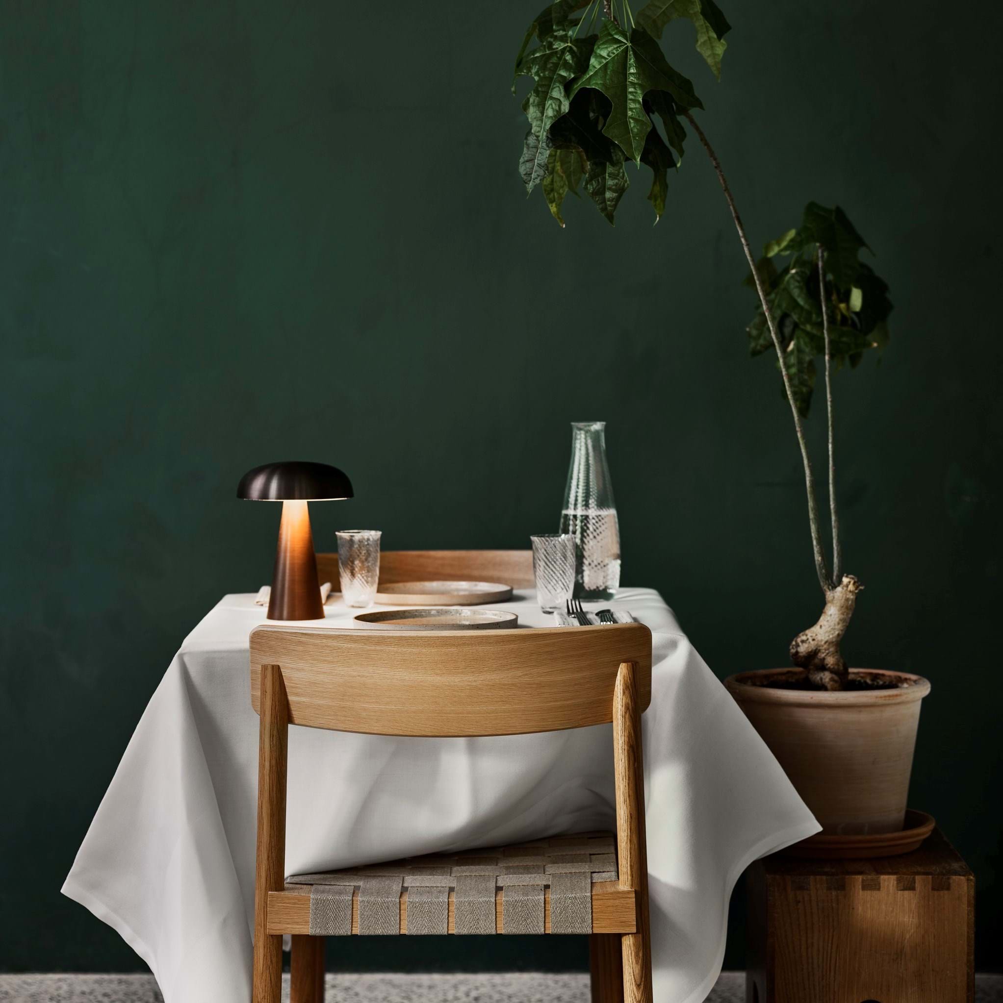 Betty TK1 Chair från Vålamagasinet Matstolar, &Tradition, Image-4