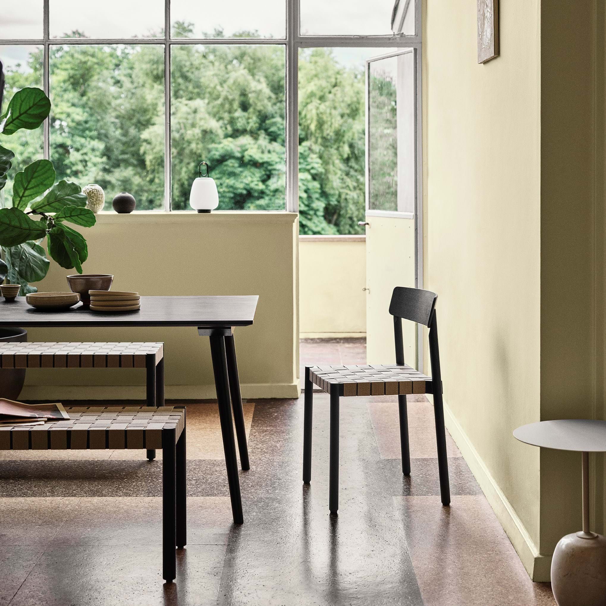 Betty TK1 Chair från Vålamagasinet Matstolar, &Tradition, Image-3