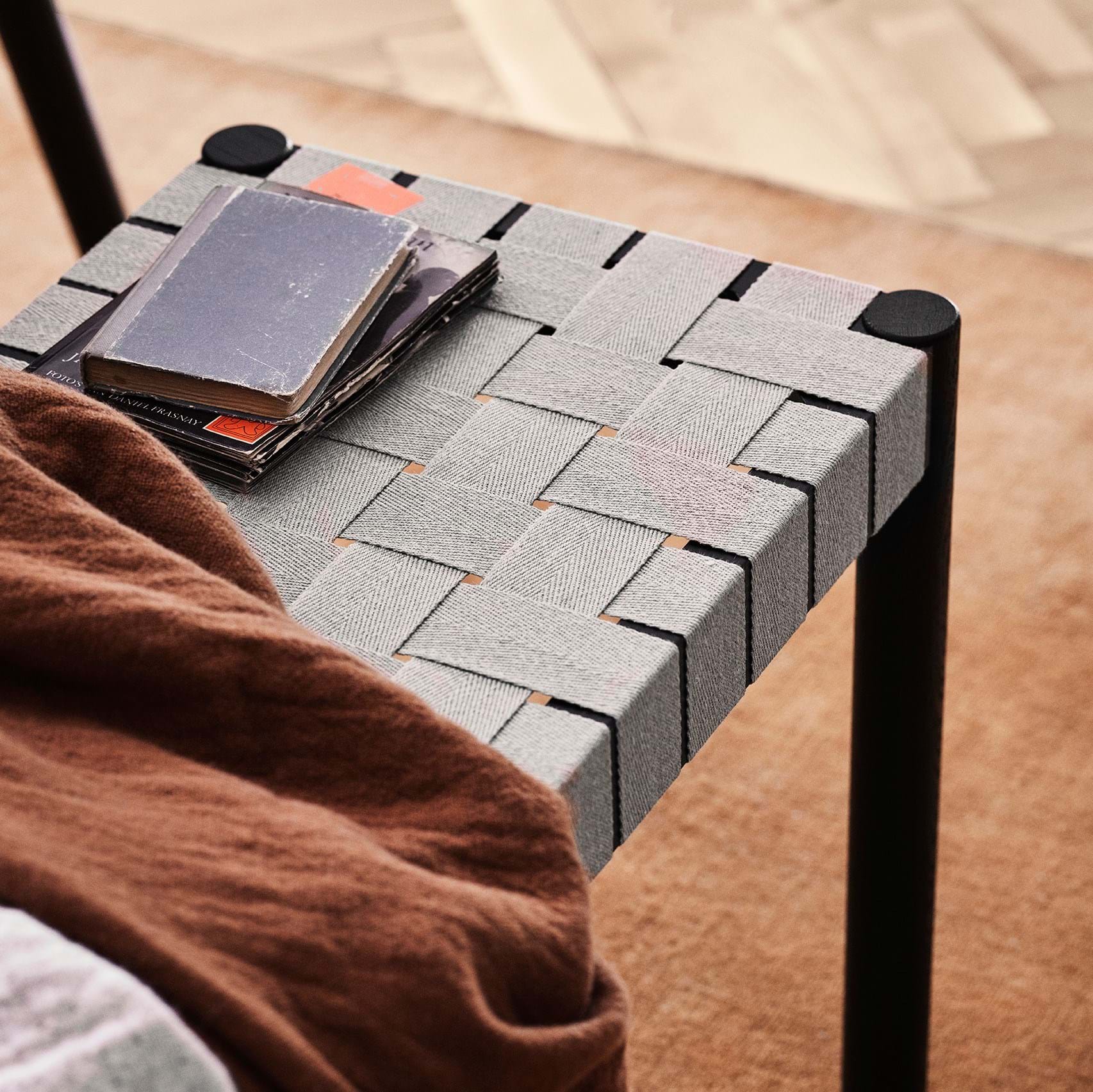 Betty TK4 från Vålamagasinet Bänkar och pallar, &Tradition, Image-3