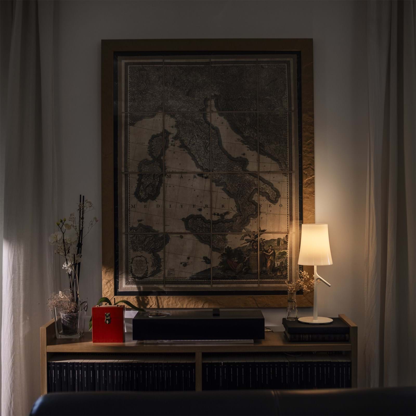 Birdie Grande Table Lamp LED från Vålamagasinet Bordslampor, Foscarini, Image-6