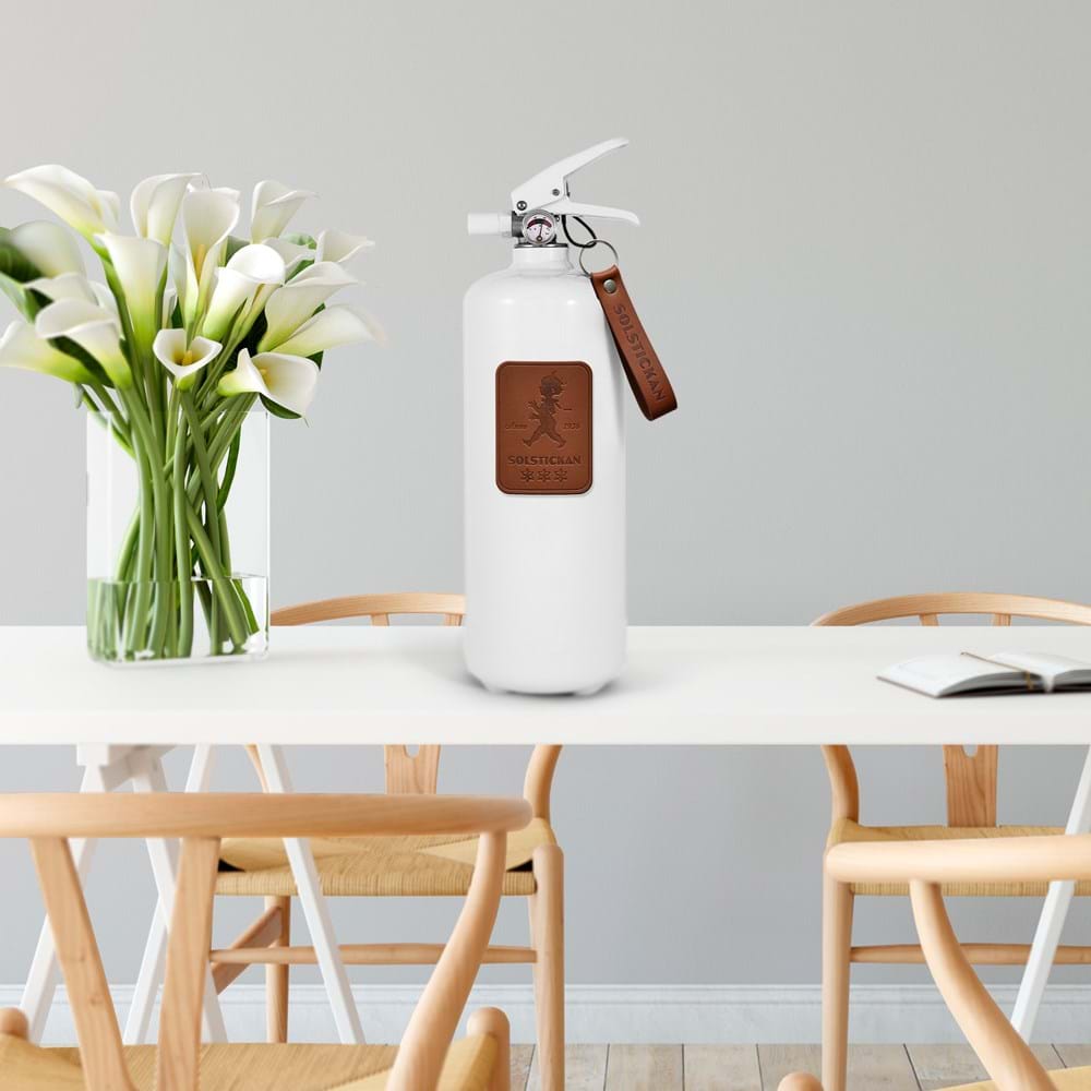 Solstickan Brandsläckare 2 kg Leather Edition från Vålamagasinet Övriga inredningsdetaljer, Solstickan, Image-3