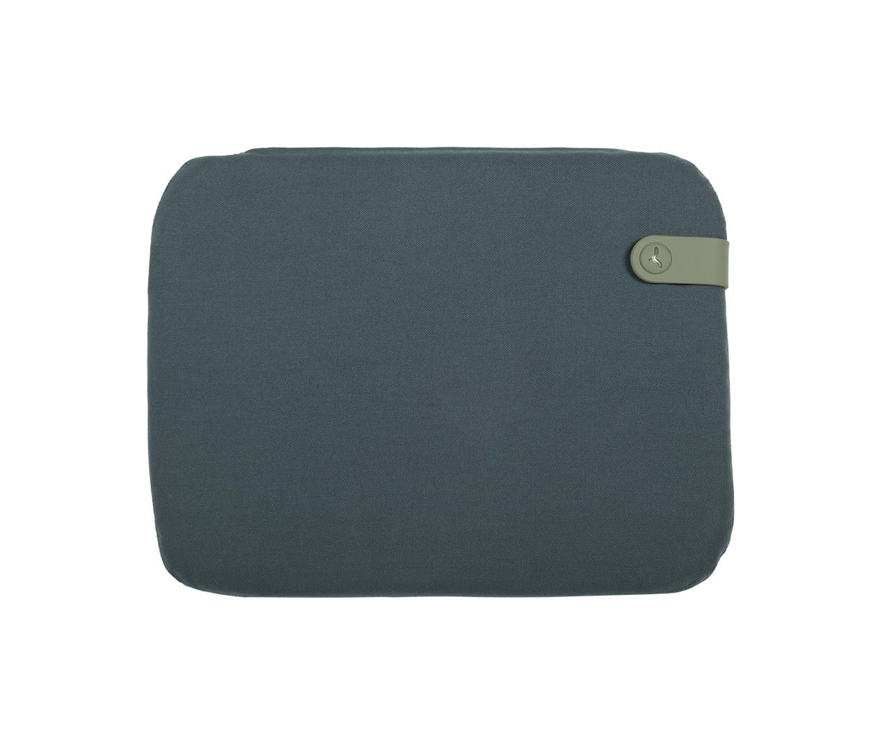 Color Mix Bistro Cushion 38x30 cm från Vålamagasinet Utomhustextilier, Fermob, Image-1