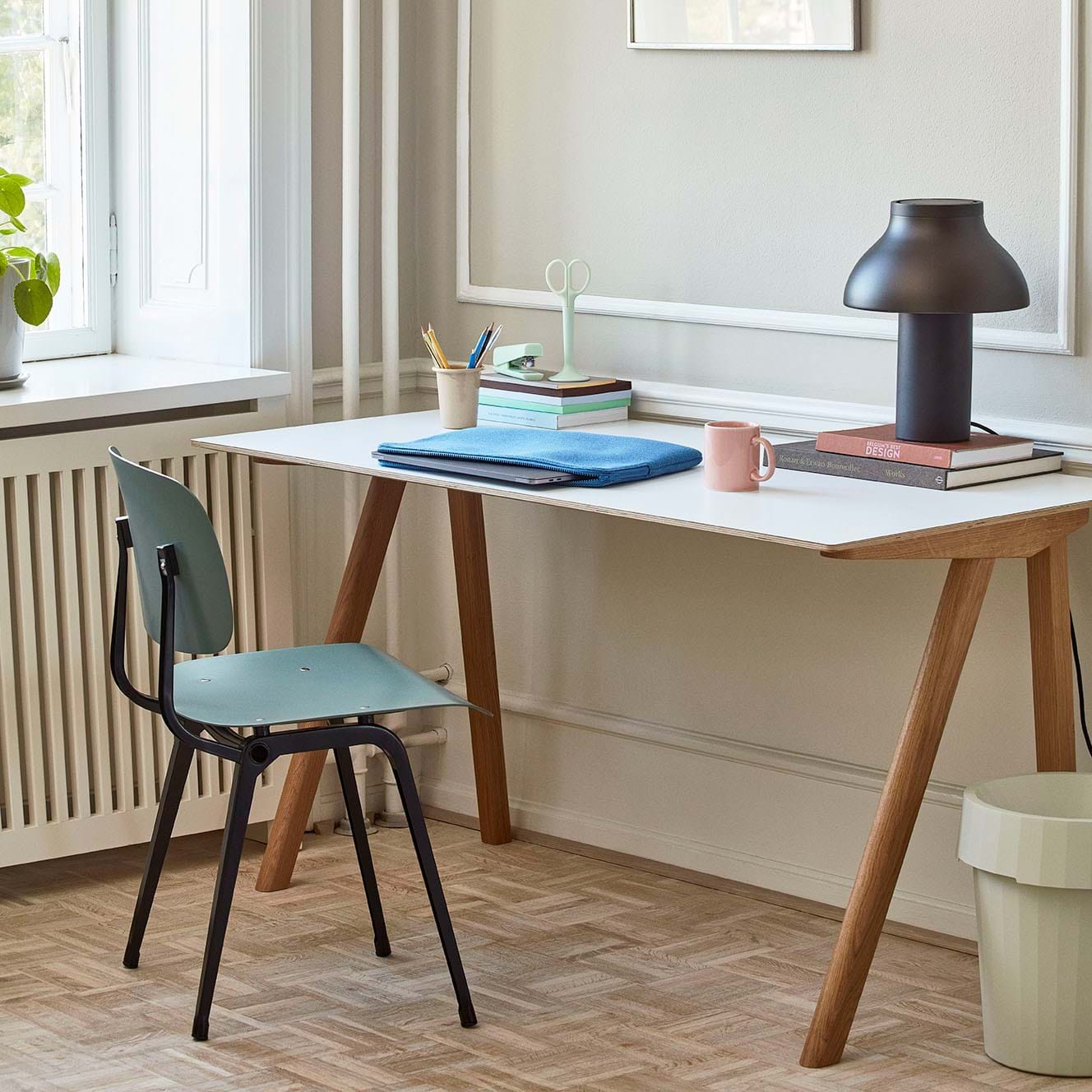 Copenhague Desk CPH90 från Vålamagasinet Skrivbord, HAY, Image-13