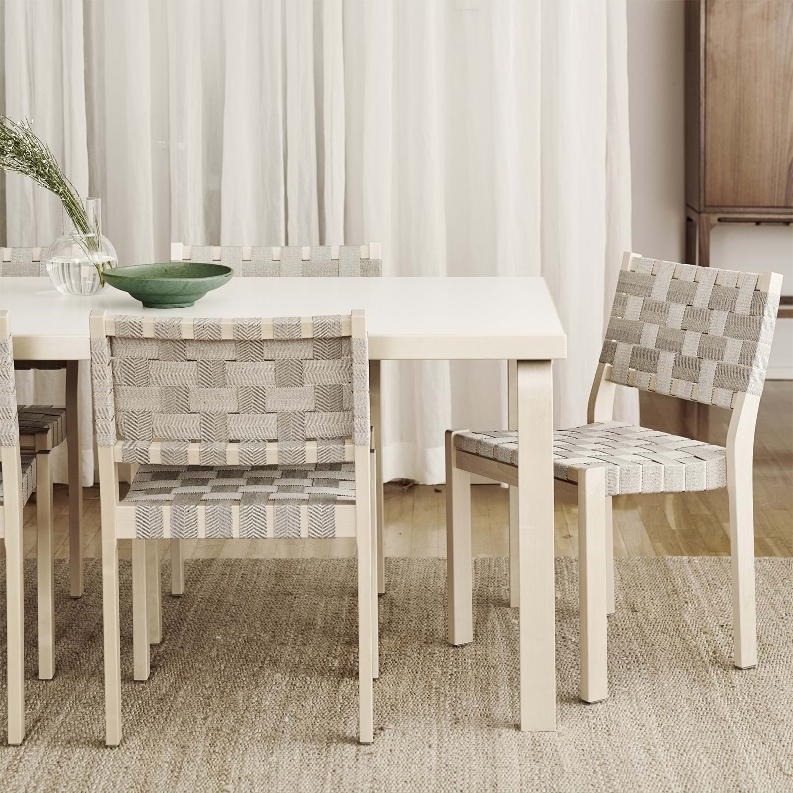 Table 83 från Vålamagasinet Matbord, Artek, Image-5