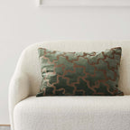 Chand Velvet Cushion Cover 40x60 från Vålamagasinet Prydnadskuddar, Chhatwal & Jonsson, Image-2