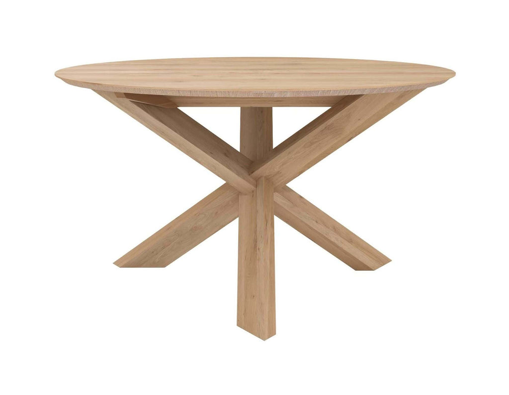 Circle Dining Table från Vålamagasinet Matbord, Ethnicraft, Image-1