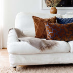 Deva Velvet Cushion 50x50 från Vålamagasinet Prydnadskuddar, Chhatwal & Jonsson, Image-2