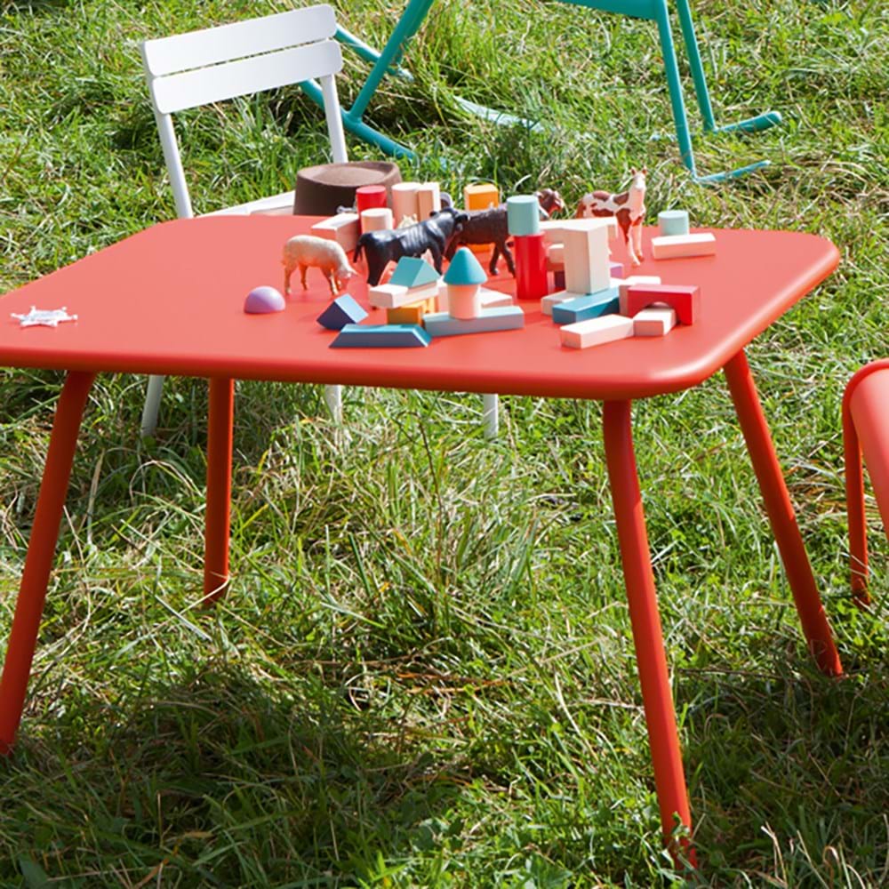 Luxembourg Kid Table från Vålamagasinet Matbord utemöbler, Fermob, Image-4