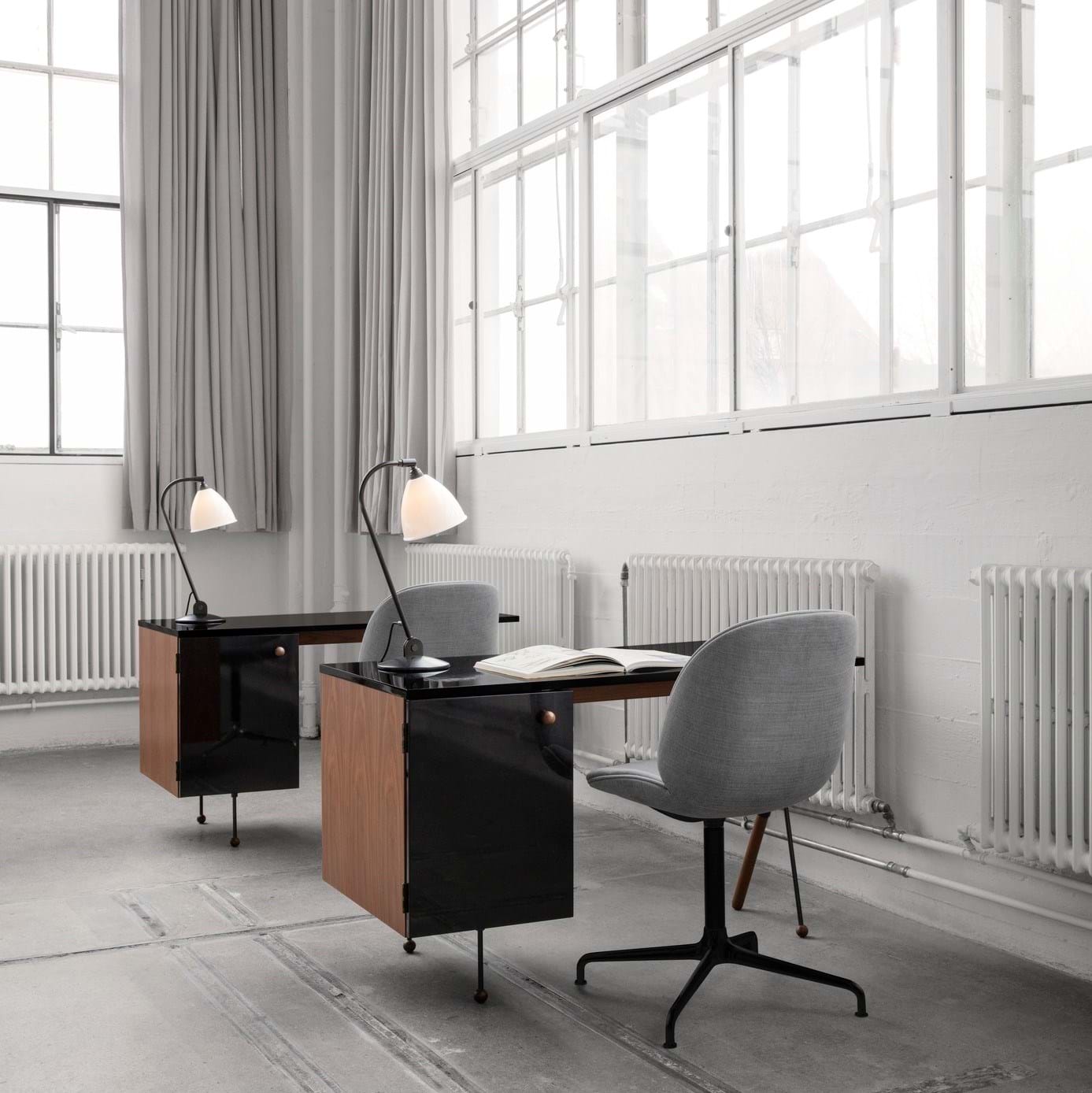 BL2 Table från Vålamagasinet Bordslampor, Gubi, Image-5