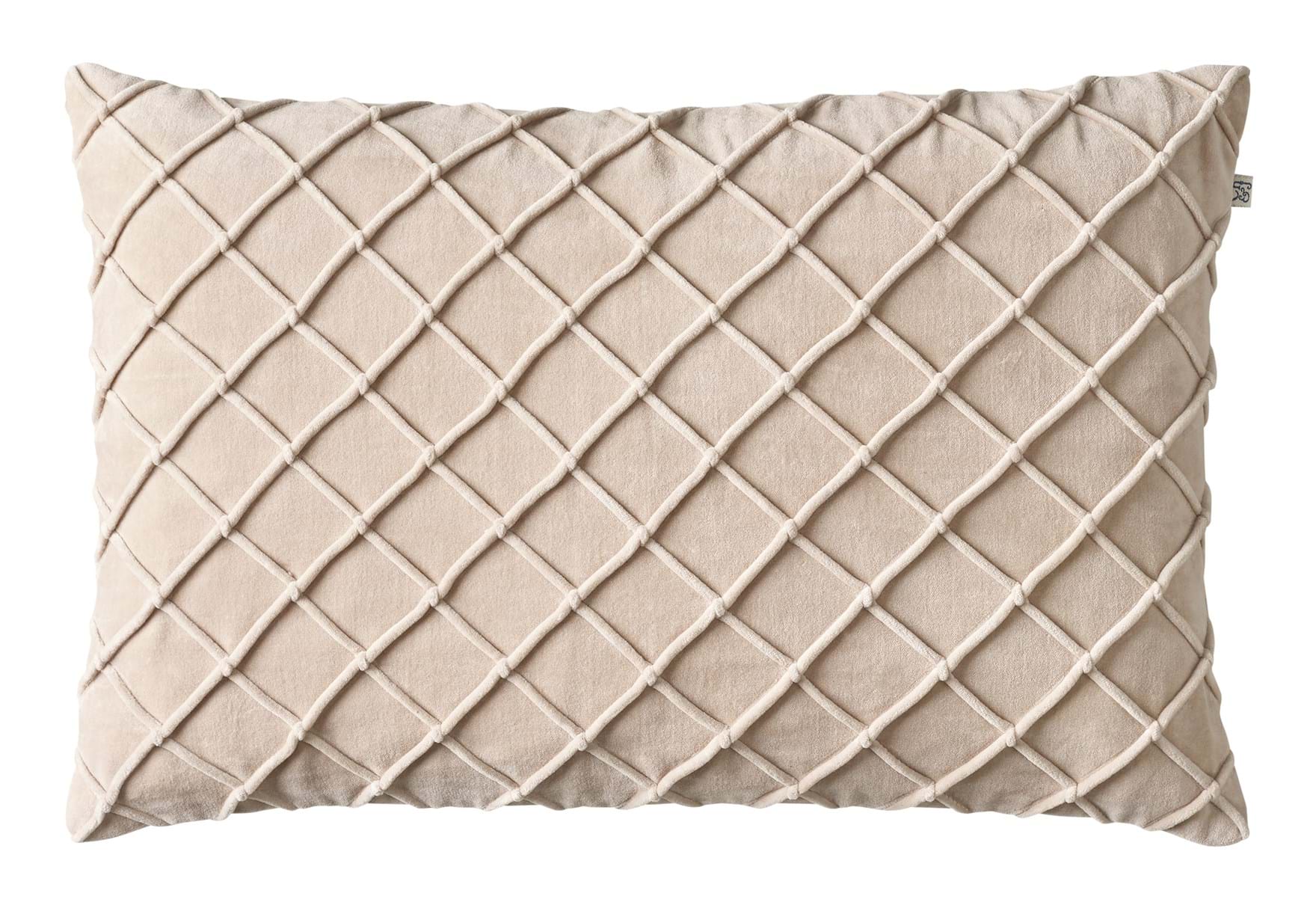 Deva Velvet Cushion 40x60 från Vålamagasinet Prydnadskuddar, Chhatwal & Jonsson, Image-1