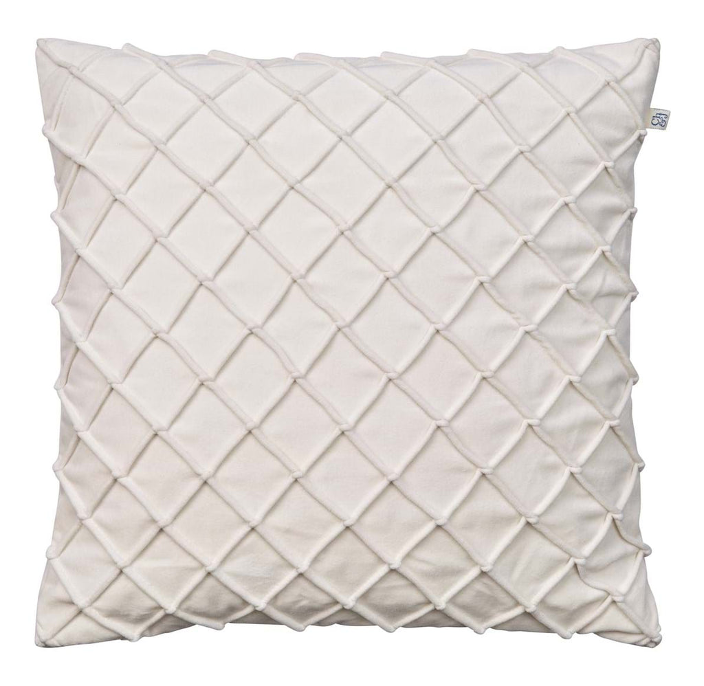 Deva Velvet Cushion 50x50 från Vålamagasinet Prydnadskuddar, Chhatwal & Jonsson, Image-1