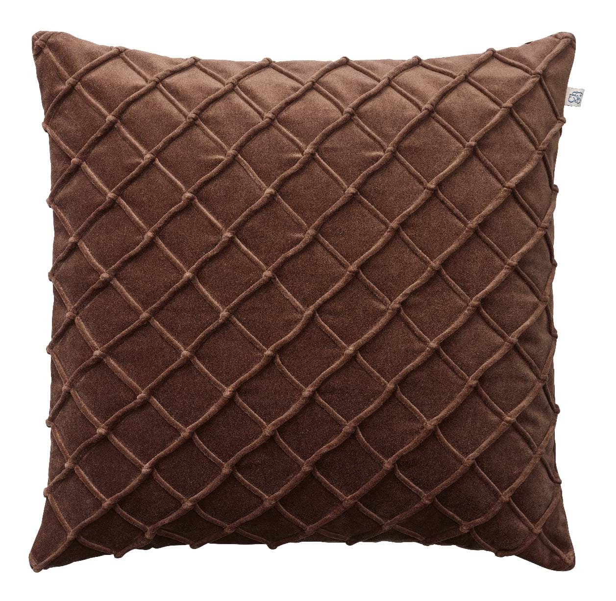 Deva Velvet Cushion 50x50 från Vålamagasinet Prydnadskuddar, Chhatwal & Jonsson, Image-1