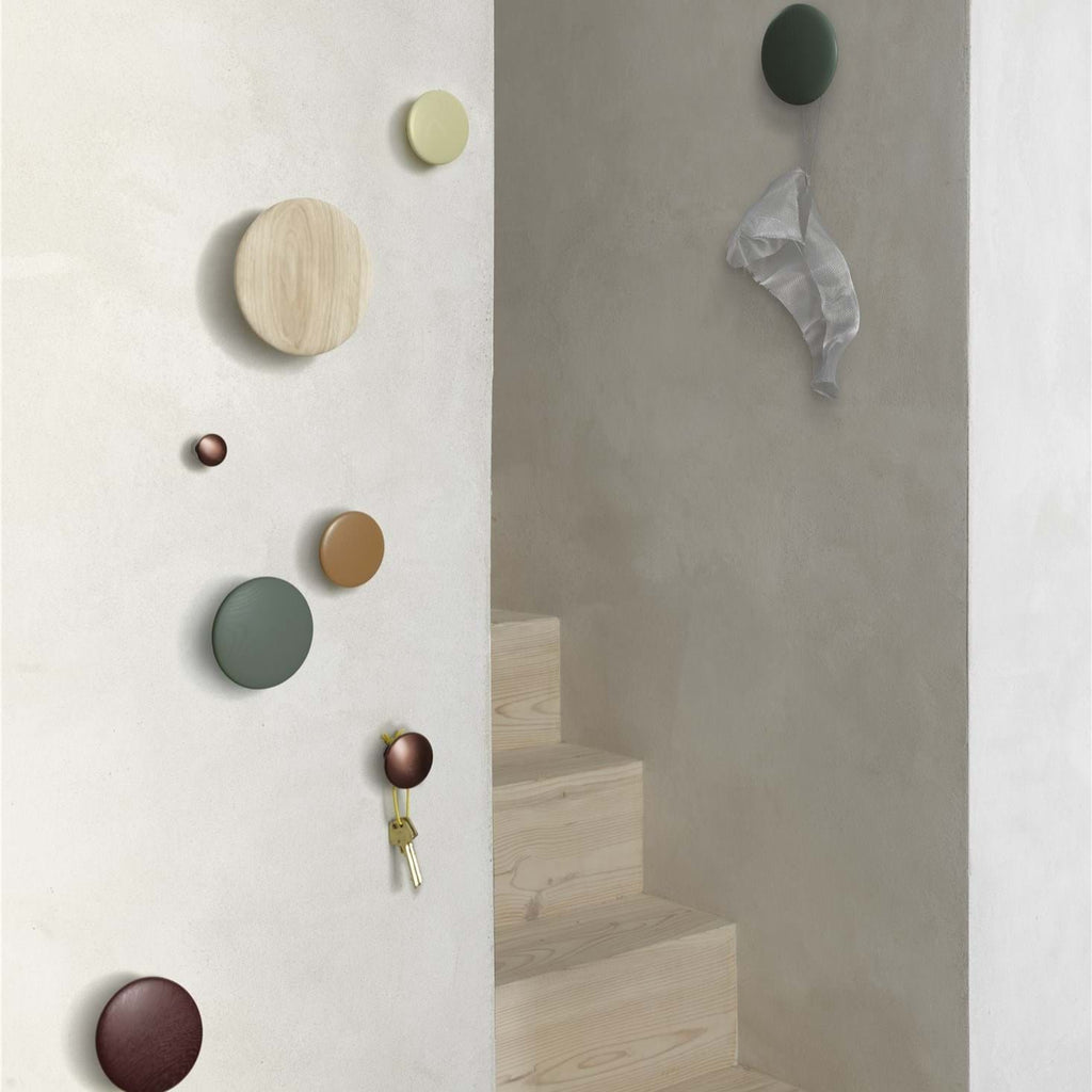 The Dots Large från Vålamagasinet Galgar och hängare, Muuto, Image-2